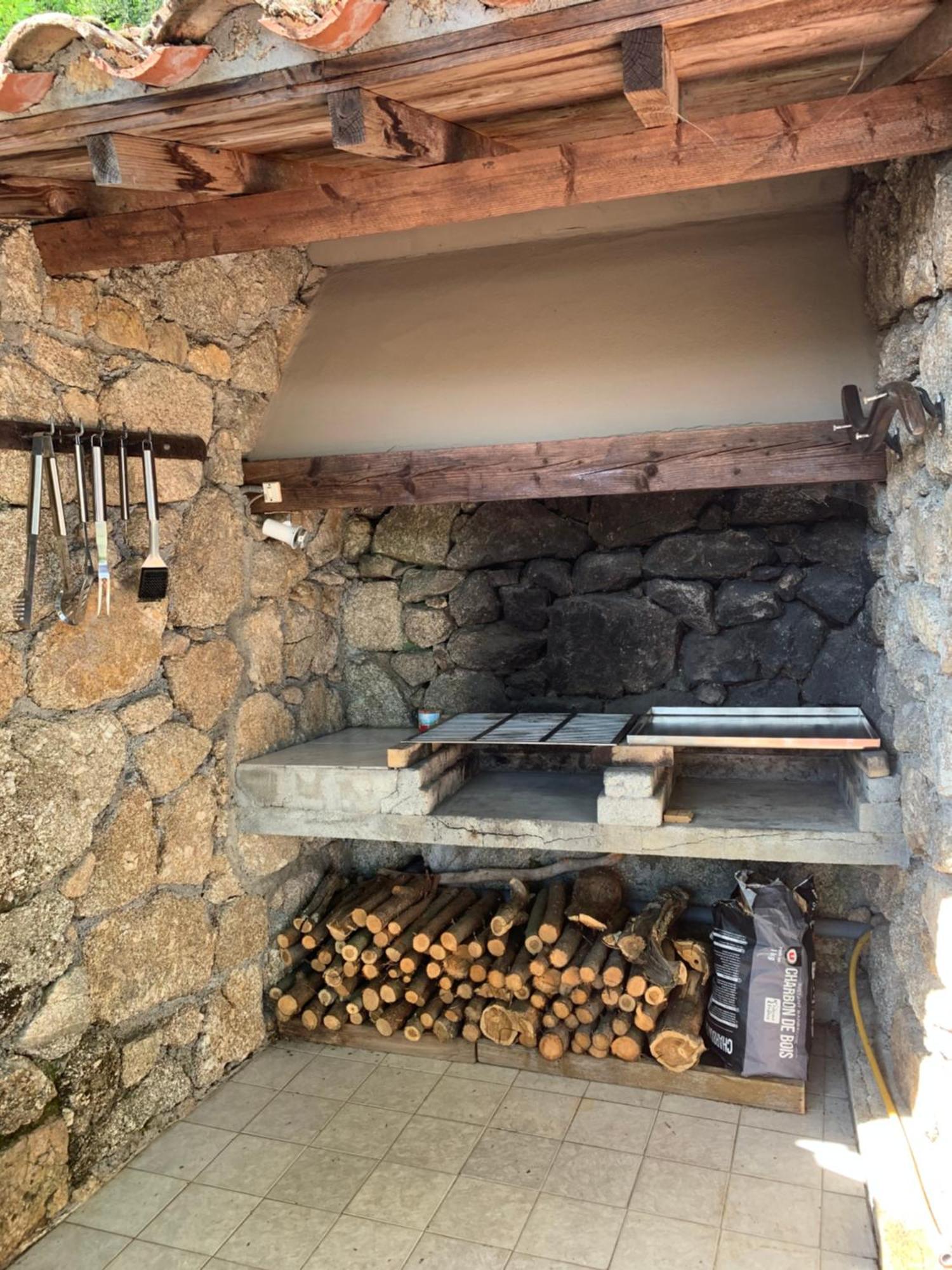 Gite Pommier Au Chateau Des Pauses Villa Saint-André-de-Majencoules Buitenkant foto